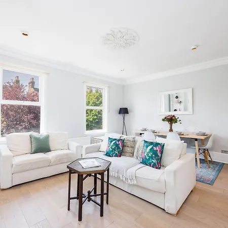 Welcomestay Colliers Wood Two Bed Apartment - Home Away From Home London Exterior photo
