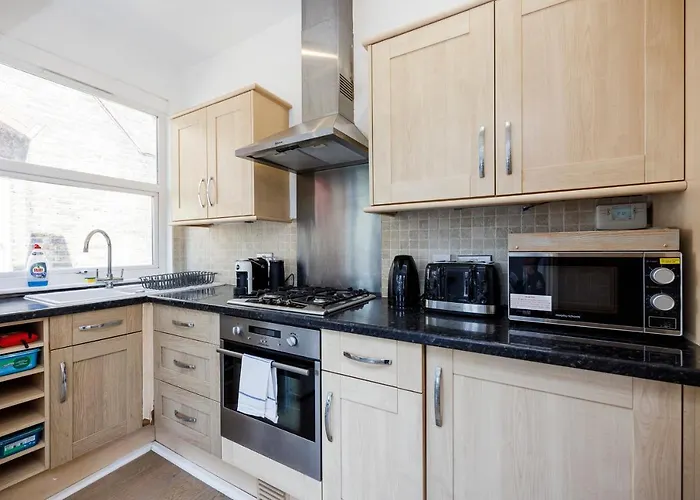 Welcomestay Colliers Wood Two Bed Apartment - Home Away From Home